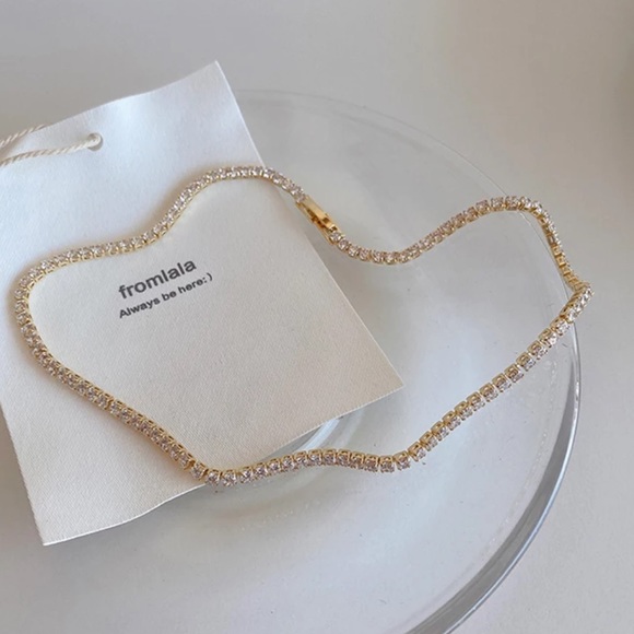 New 14K Gold Tennis Chain Choker Necklace - Picture 5 of 6